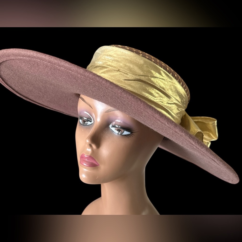 Elegant Vintage Brown 100% Wool Felt Hat Gold Bow-Made in USA-WPL 4384